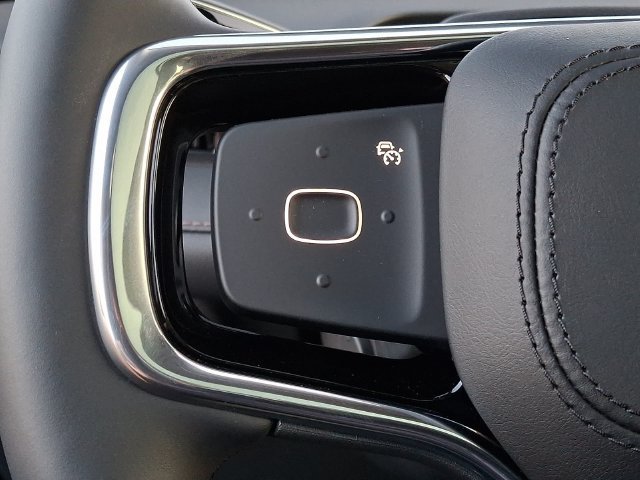 New 2026 Lincoln Nautilus Premier w/ Equipment Group 102A AWD/4WD image 19