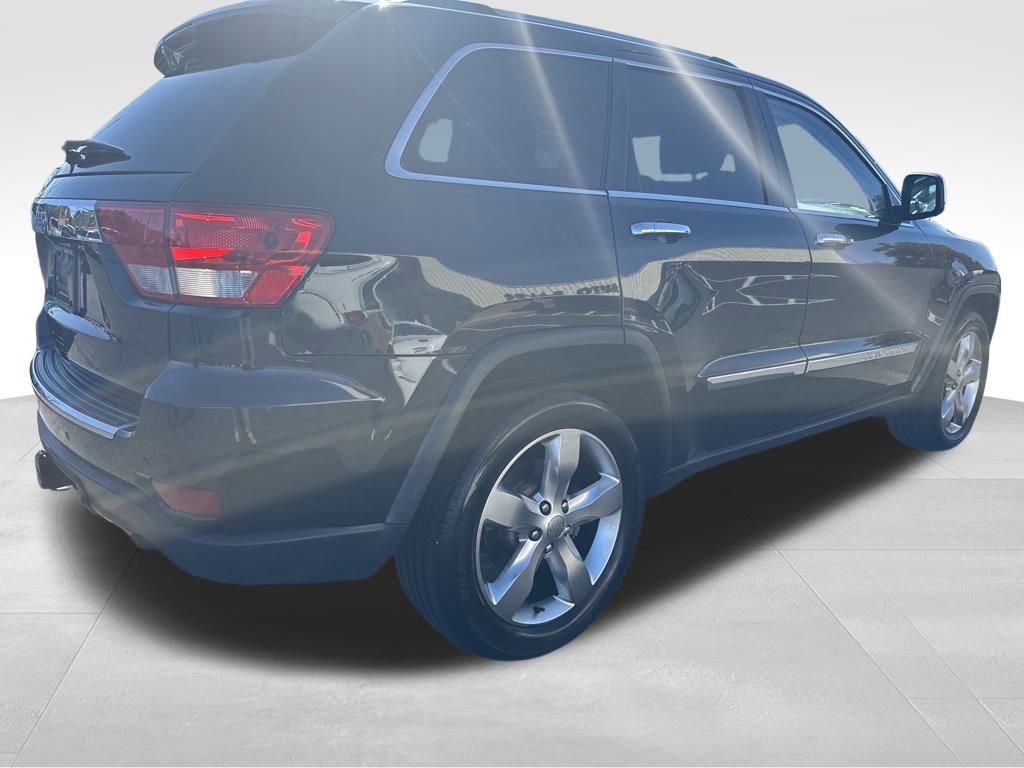 Used 2012 Jeep Grand Cherokee Overland image 5