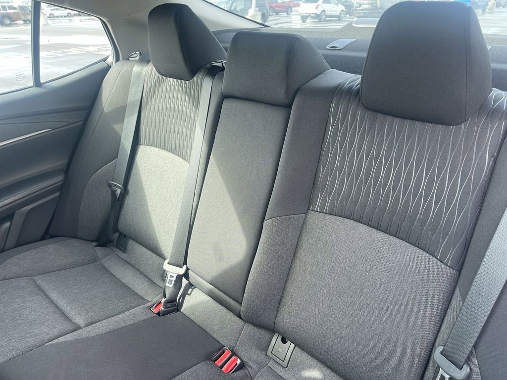 Used 2025 Toyota Camry LE w/ Convenience Package image 34