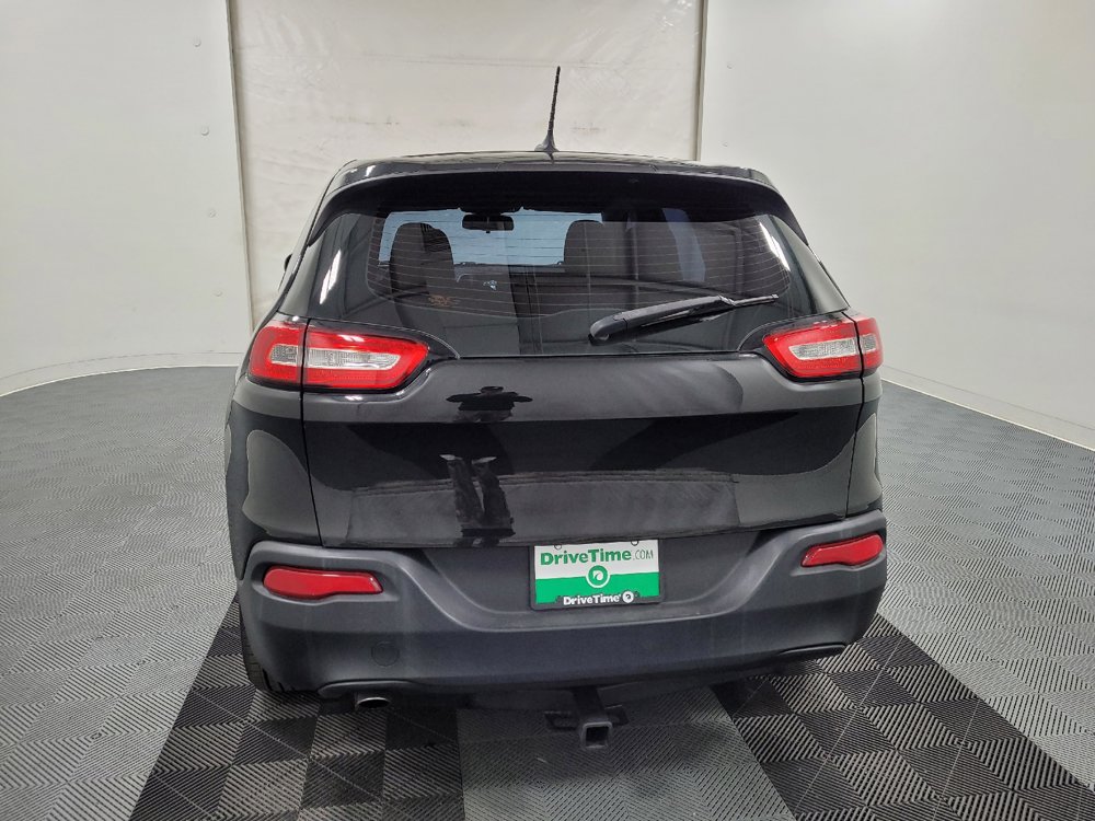 Used 2015 Jeep Cherokee Sport FWD image 6