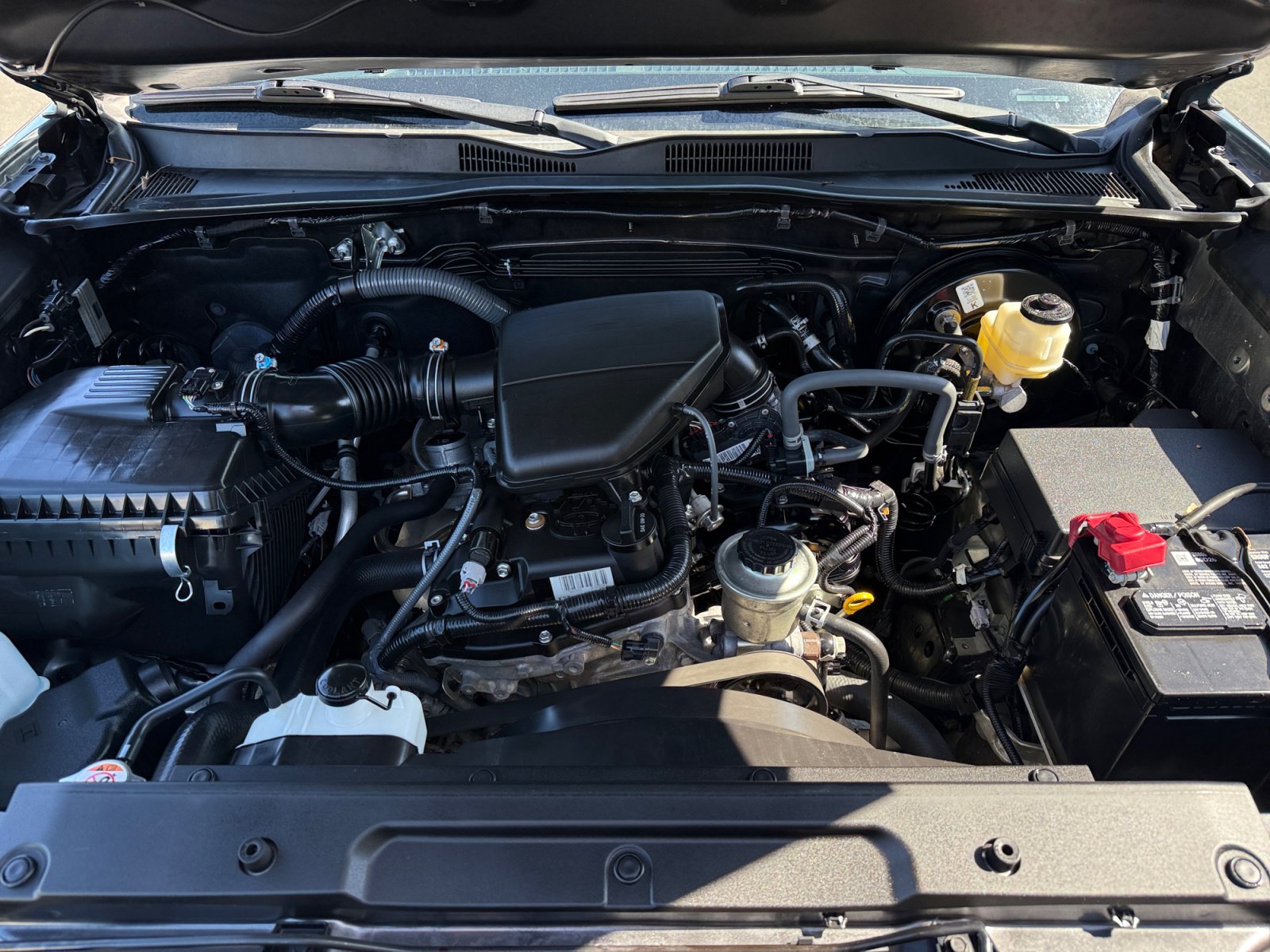 Used 2020 Toyota Tacoma SR w/ SR Convenience Package RWD image 20