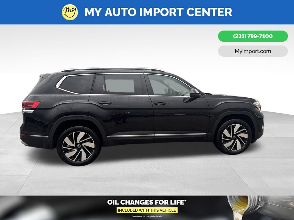 Used 2025 Volkswagen Atlas SEL AWD/4WD image 8