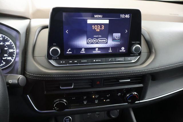 Used 2023 Nissan Rogue S image 20