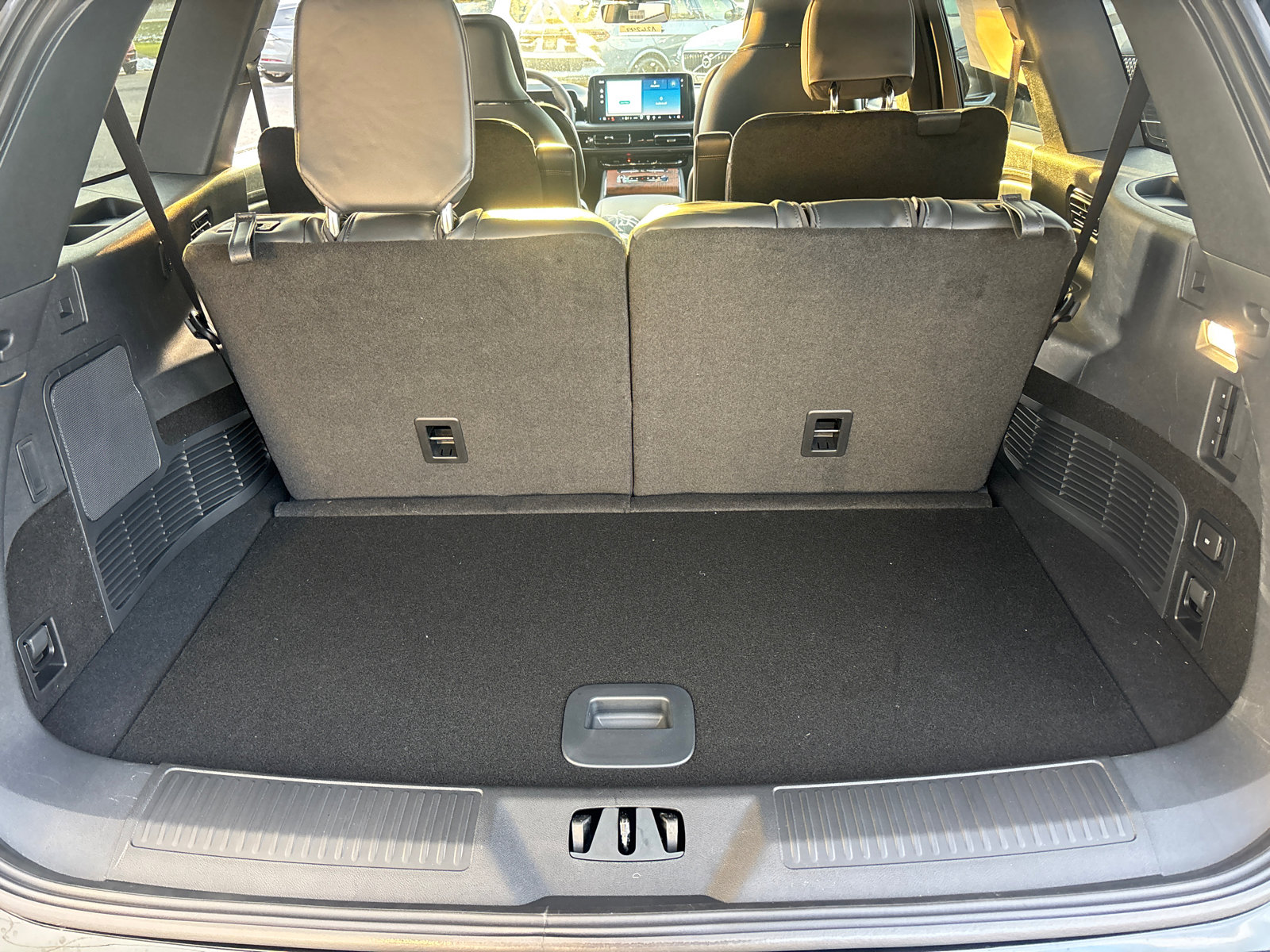 New 2026 Lincoln Aviator Black Label w/ Dynamic Handling Package image 9