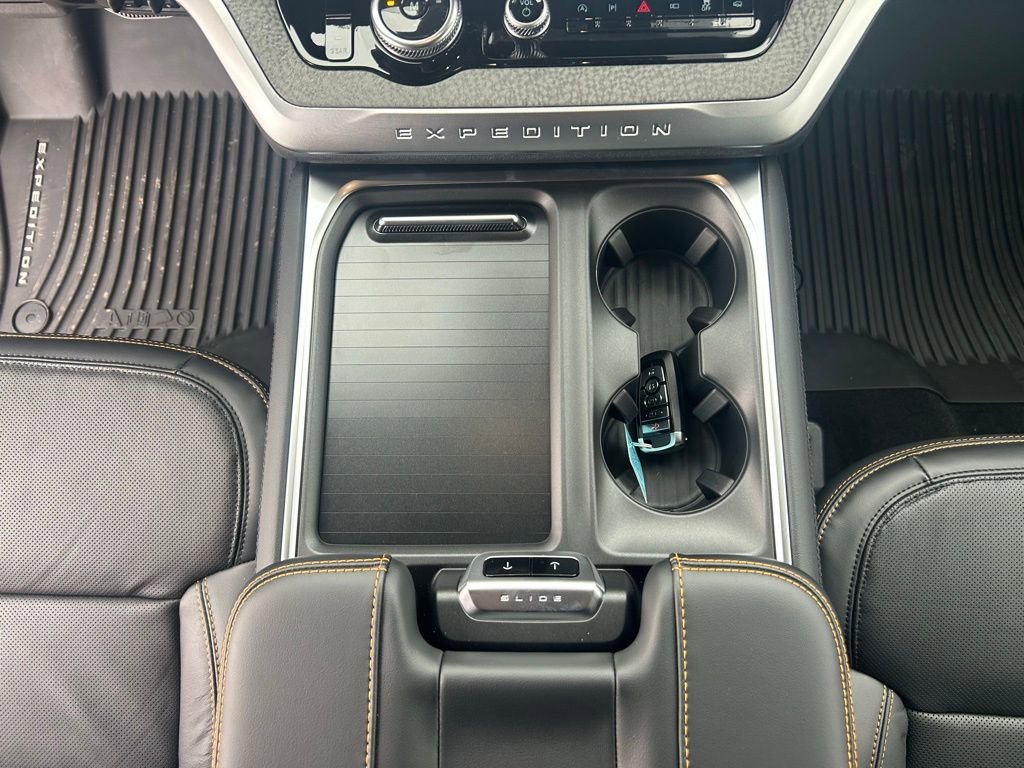 New 2025 Ford Expedition Tremor image 15