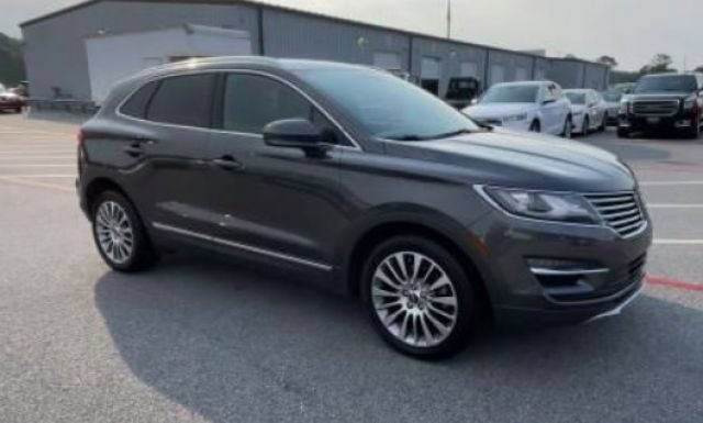 Used 2017 Lincoln MKC Reserve FWD image 5