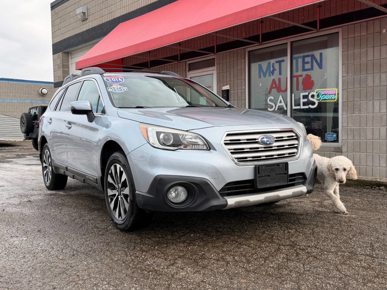 Used 2016 Subaru Outback 2.5i Limited image 2