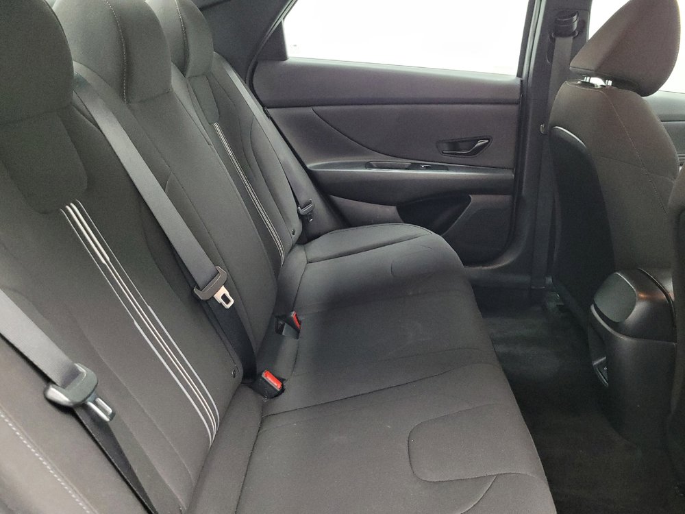 Used 2025 Hyundai Elantra Sport image 19