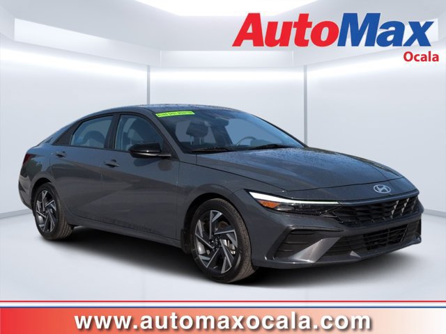 Used 2025 Hyundai Elantra Sport FWD image 1