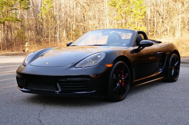 Used 2018 Porsche 718 Boxster S image 6
