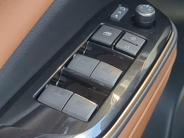 New 2026 Toyota Crown Signia AWD/4WD image 23