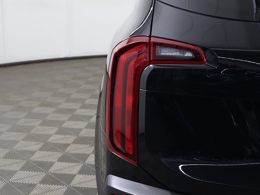 Used 2022 Kia Telluride LX FWD image 15