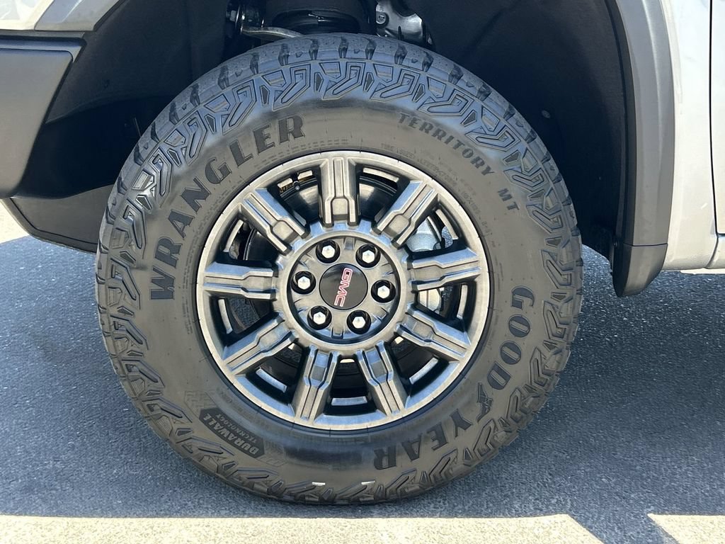 Used 2024 GMC Sierra 1500 AT4X AWD/4WD image 33