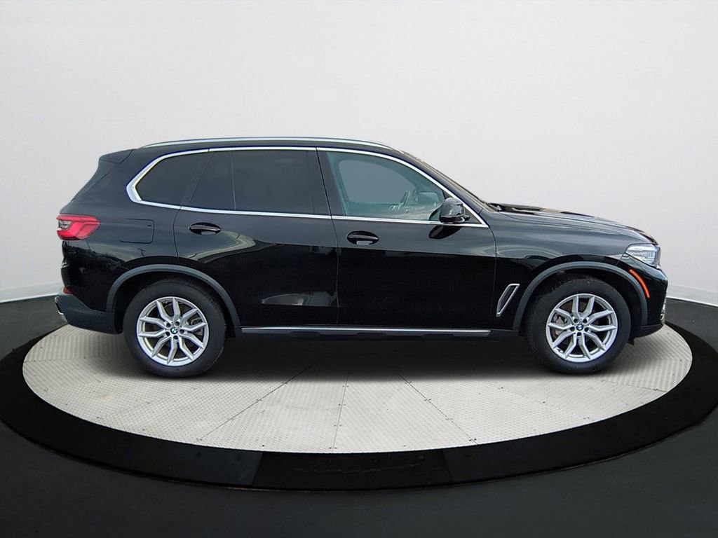 Used 2019 BMW X5 xDrive40i w/ Convenience Package image 3