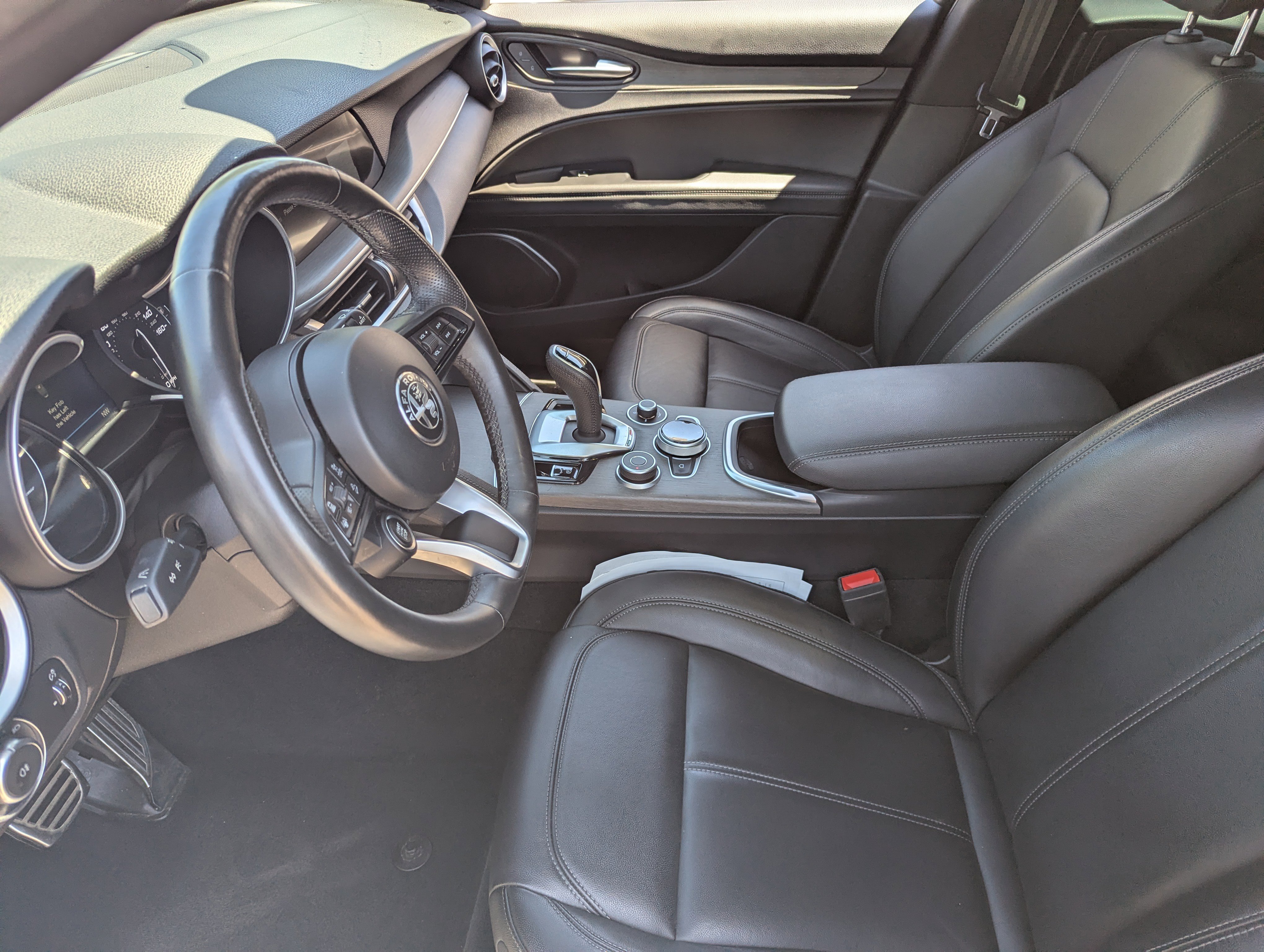 Used 2023 Alfa Romeo Stelvio Ti w/ Active Assist Plus Package image 21