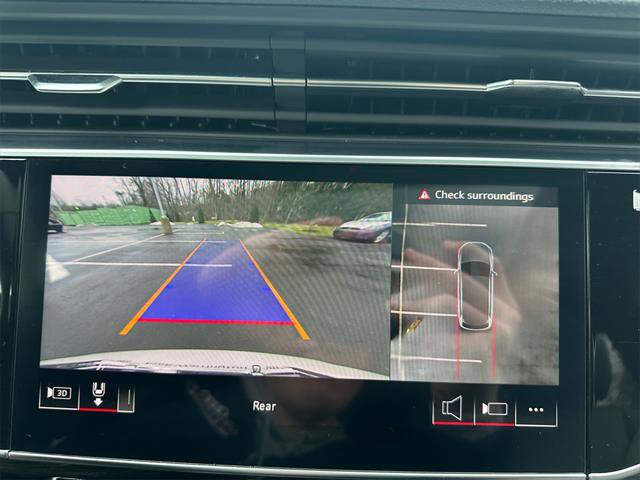 Certified 2025 Audi Q7 3.0T Premium Plus image 19