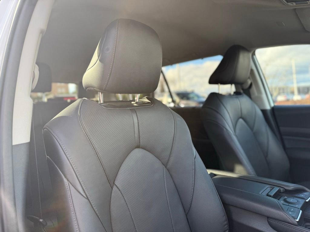 Used 2024 Toyota Grand Highlander Limited image 22