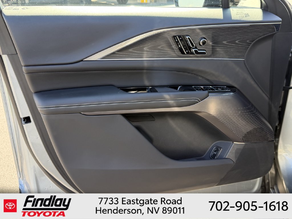 Used 2024 Cadillac Lyriq Sport AWD/4WD image 20