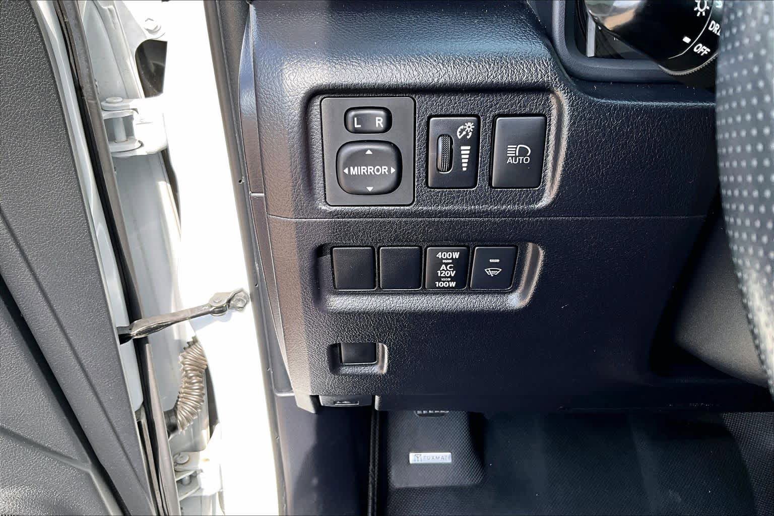 Used 2024 Toyota 4Runner SR5 Premium w/ Moonroof Package AWD/4WD image 34