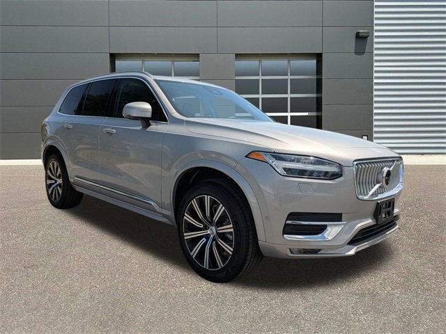 New 2025 Volvo XC90 B6 Plus image 1