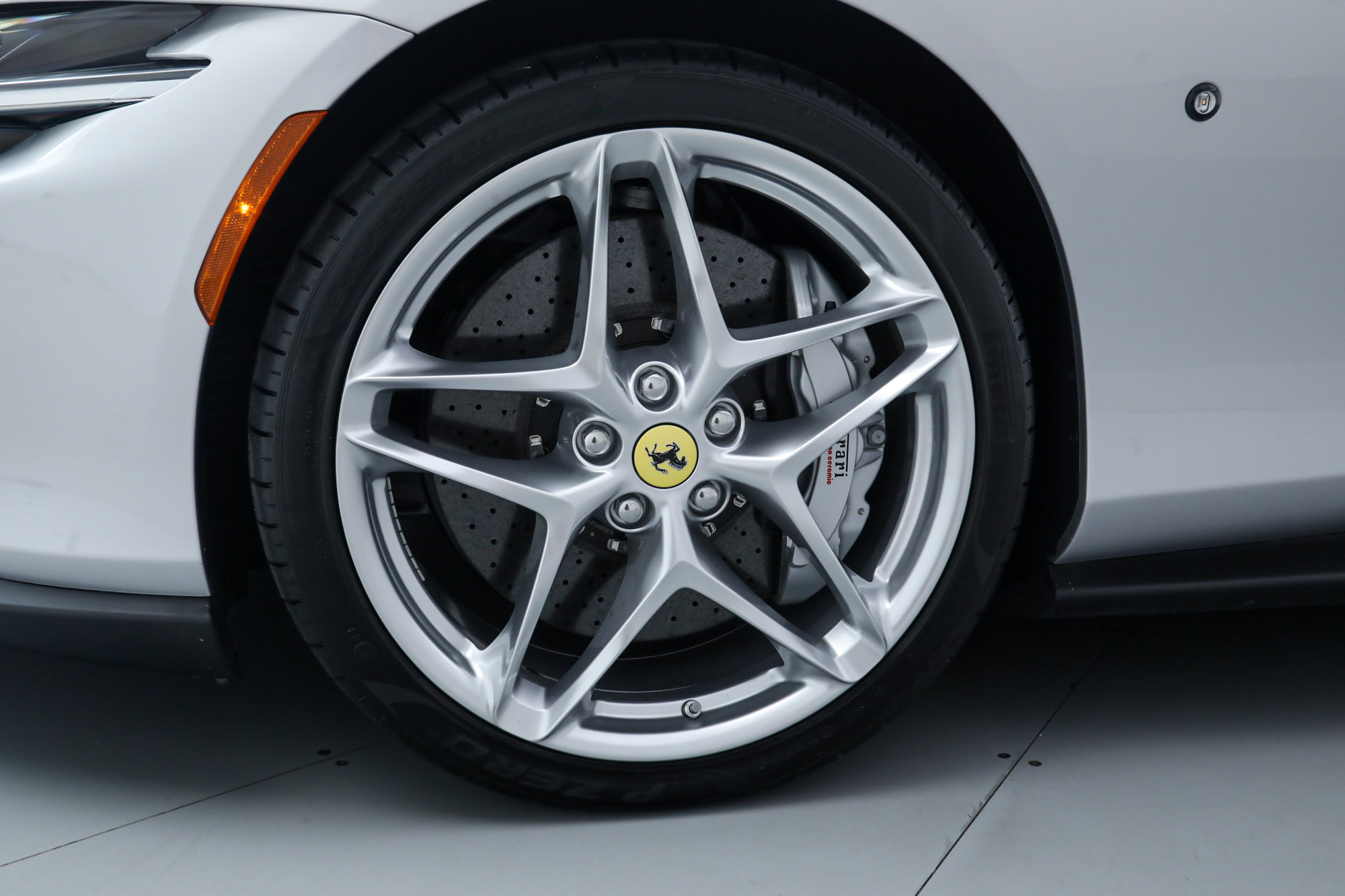 Certified 2026 Ferrari Roma Spider RWD image 16