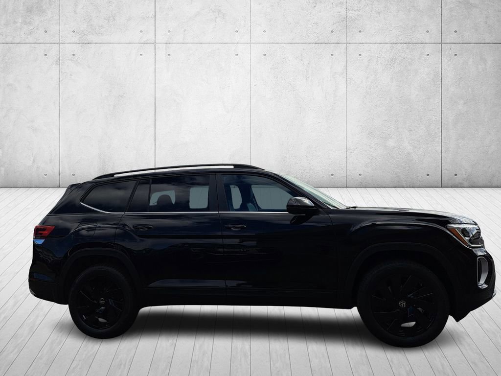 New 2026 Volkswagen Atlas SE FWD image 4