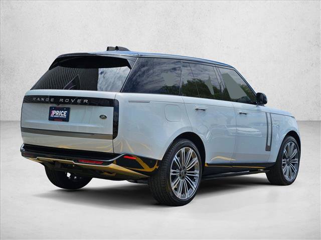 Used 2023 Land Rover Range Rover SE AWD/4WD image 5