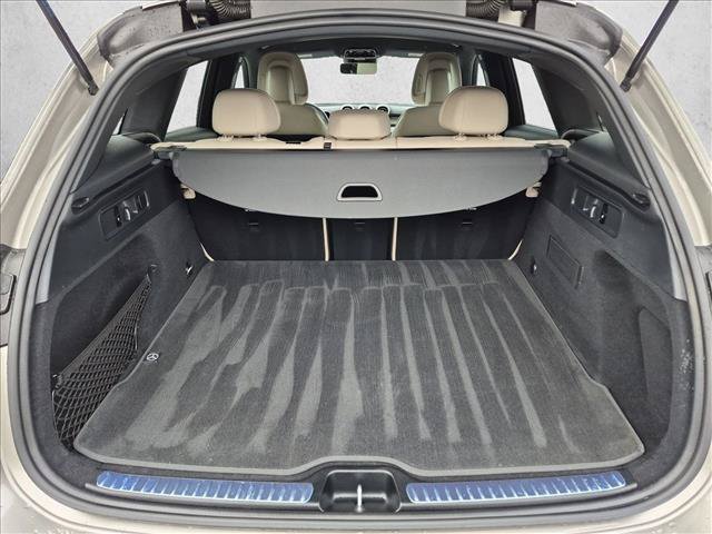 Used 2023 Mercedes-Benz GLC 300 image 6