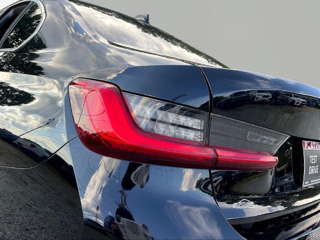 Used 2021 BMW 330i Sedan w/ Premium Package RWD image 24