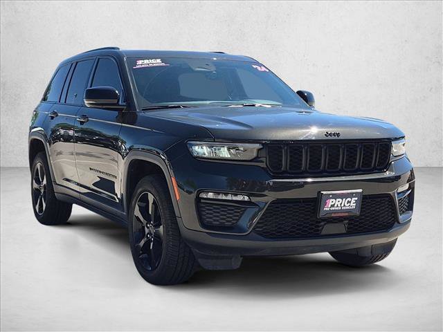 Used 2024 Jeep Grand Cherokee Limited w/ Black Appearance Package AWD/4WD image 3