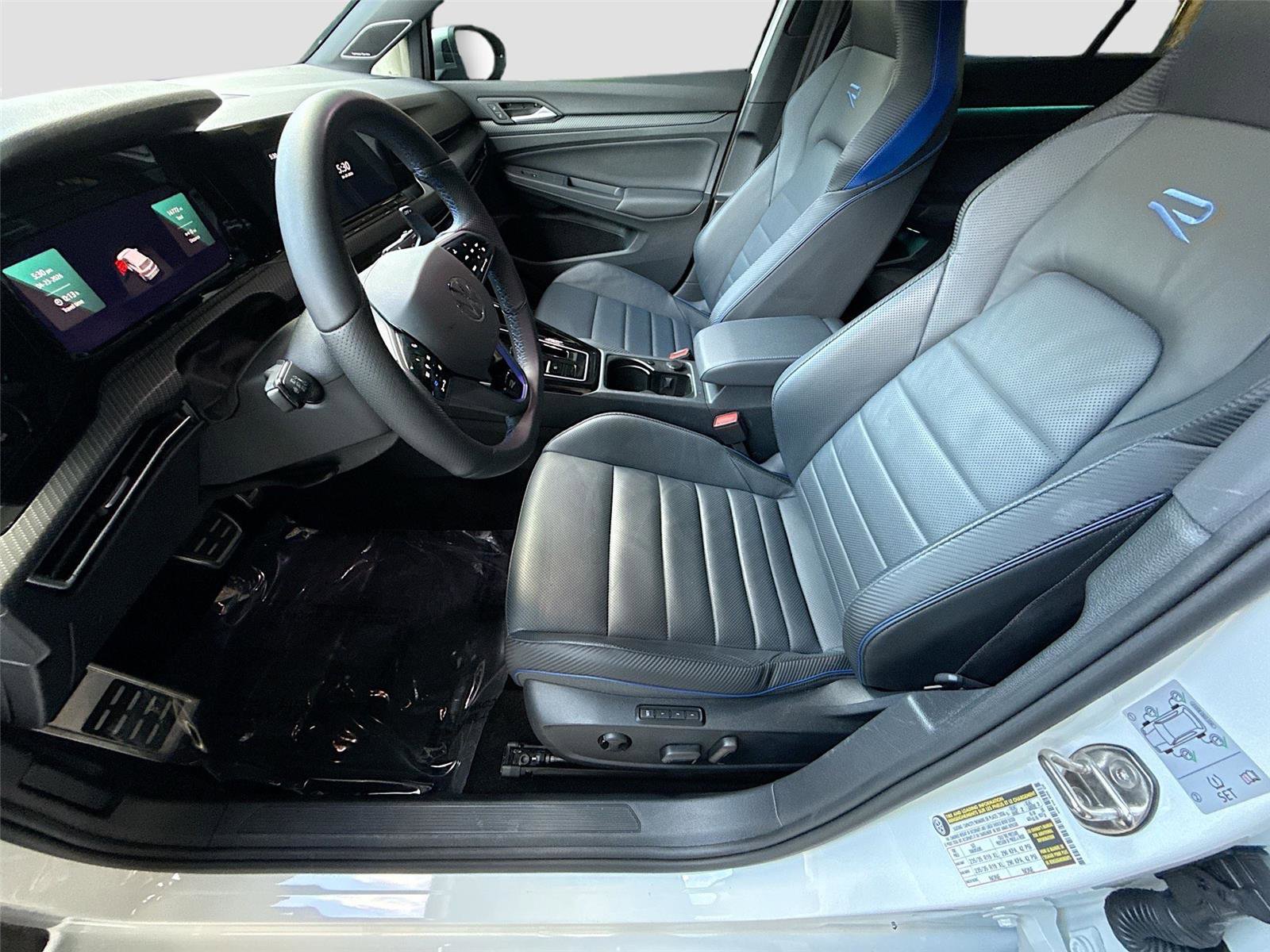 Used 2024 Volkswagen Golf R w/ MDO Package AWD/4WD image 21