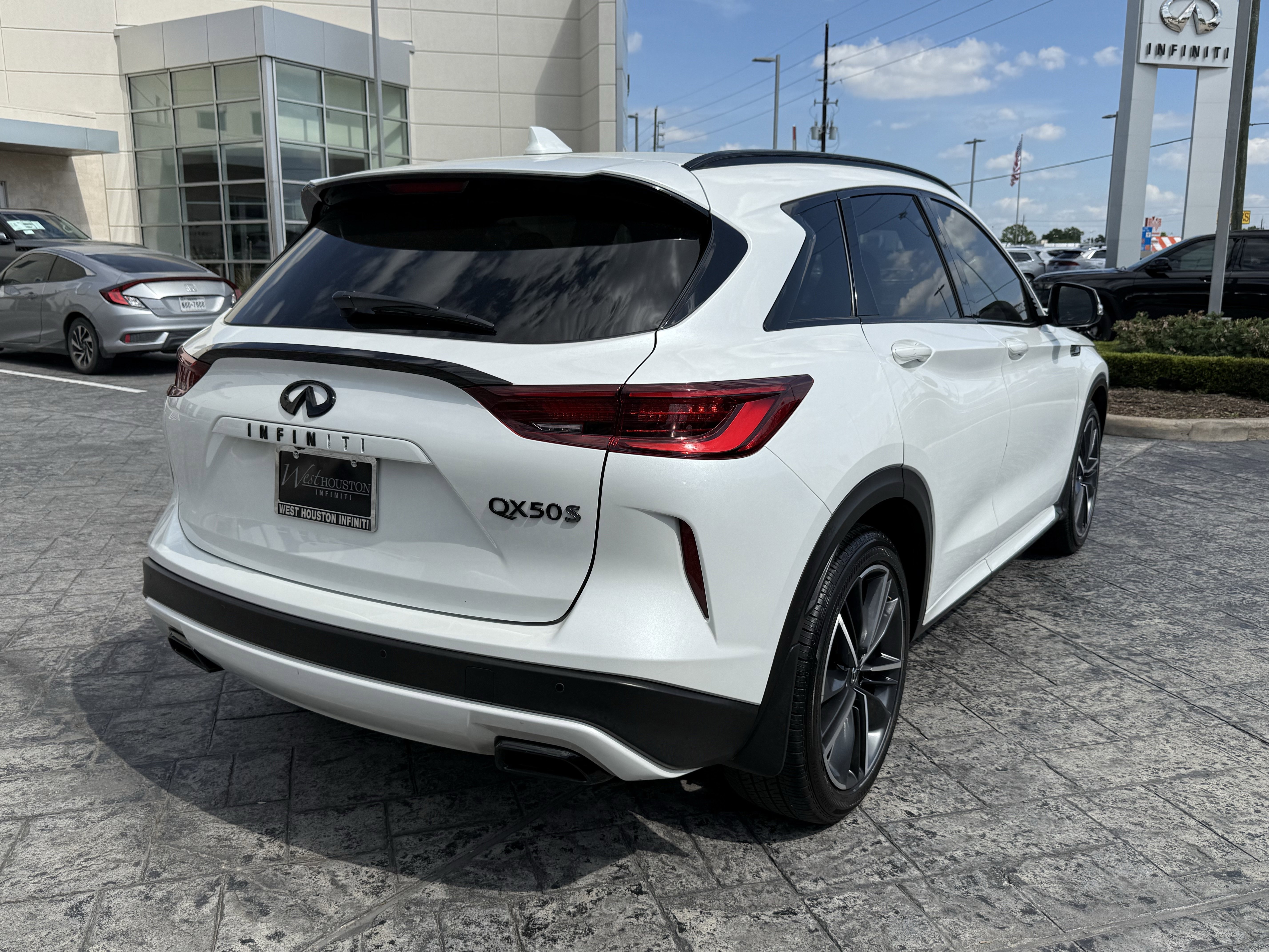 Certified 2023 INFINITI QX50 Sport FWD image 9