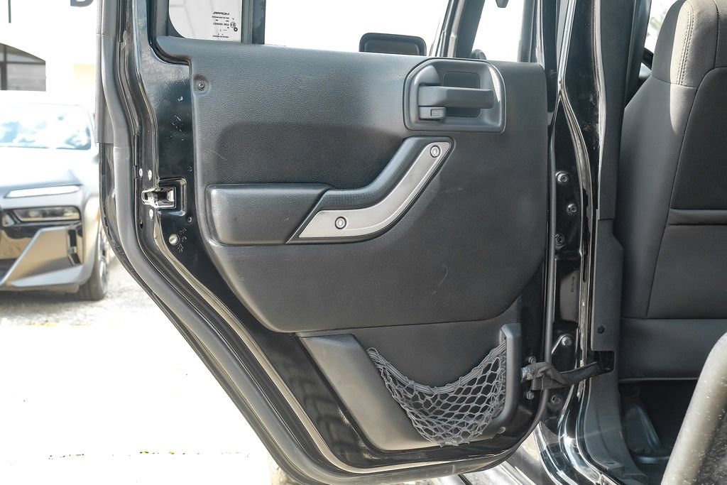 Used 2011 Jeep Wrangler Unlimited Sport AWD/4WD image 40