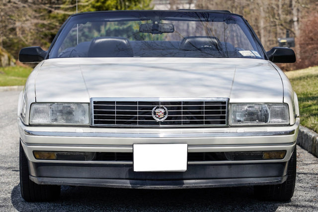 Used 1993 Cadillac Allante FWD image 13