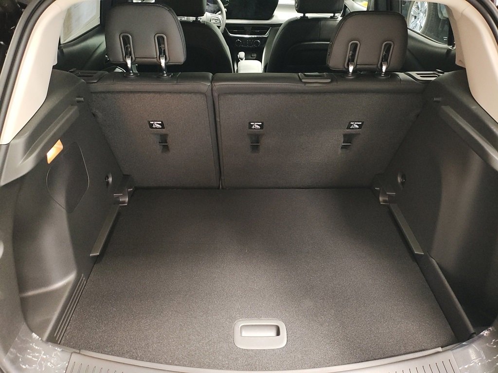 New 2026 Buick Encore GX Sport Touring w/ Advanced Technology Package image 14