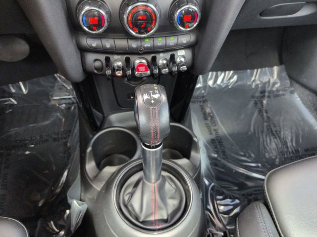 Used 2019 MINI Cooper S w/ Signature Upholstery Package image 20