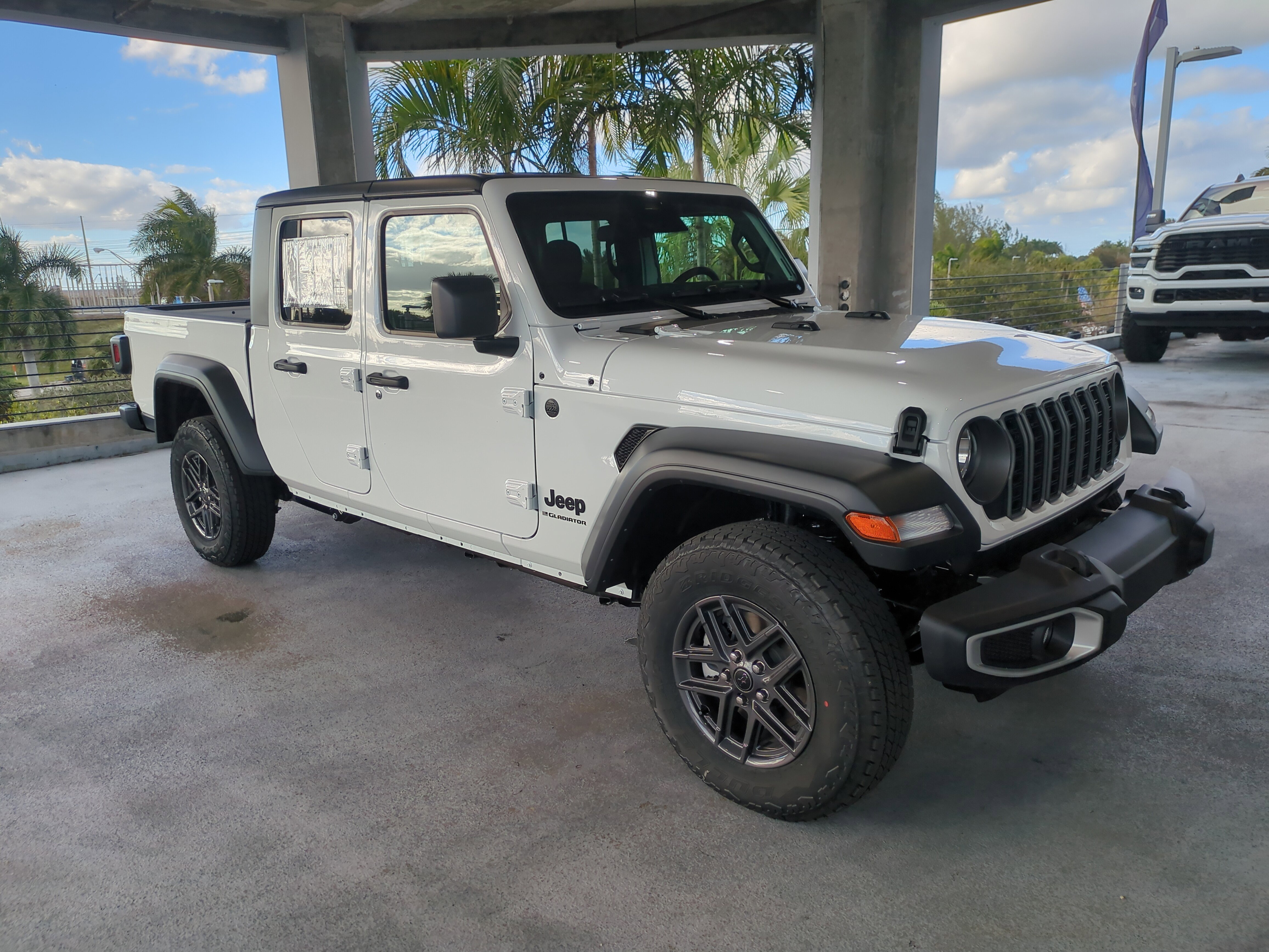 New 2026 Jeep Gladiator Sport image 2