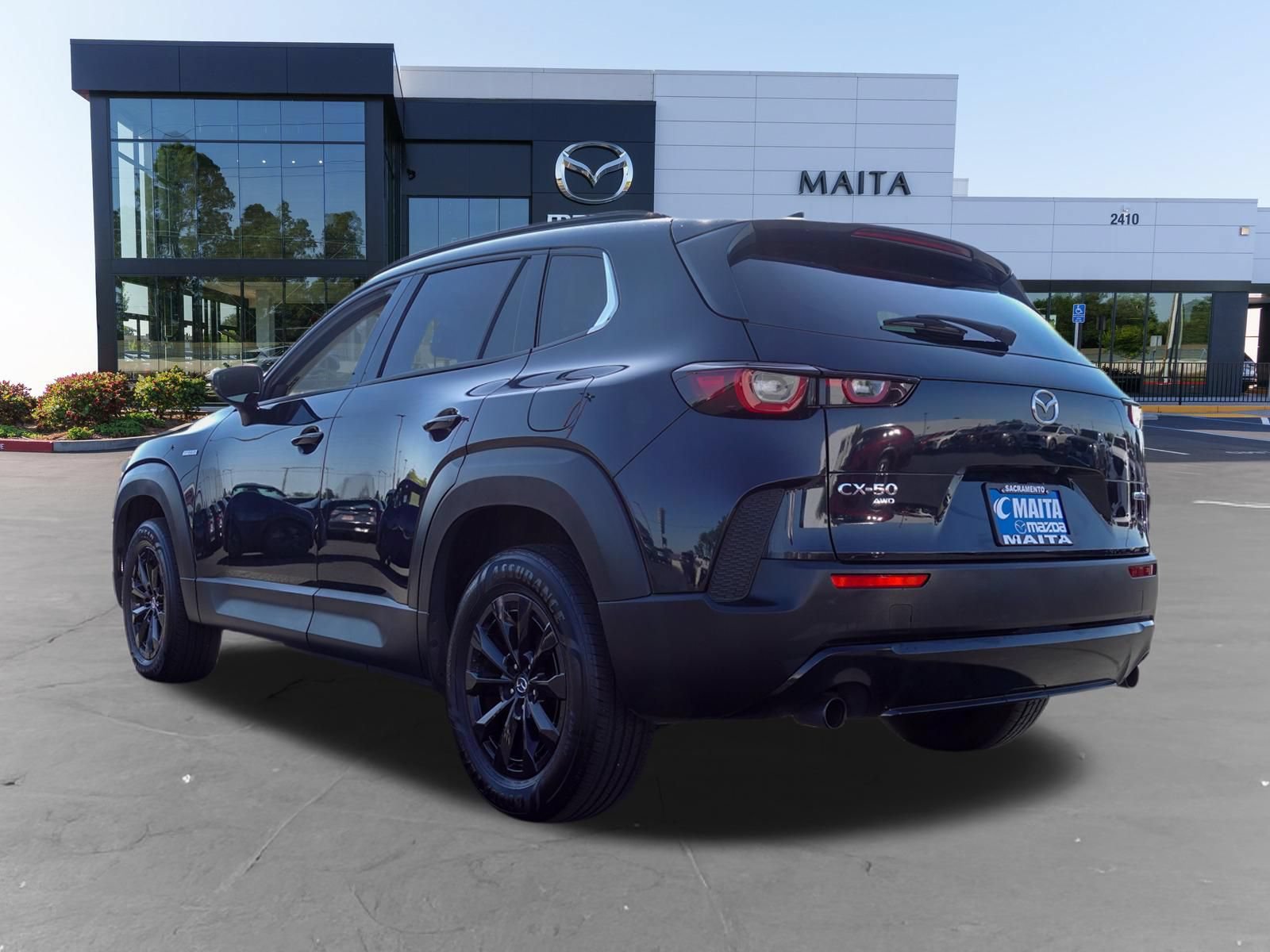 Certified 2025 MAZDA CX-50 AWD 2.5 Hybrid w/ Premium Pkg image 7