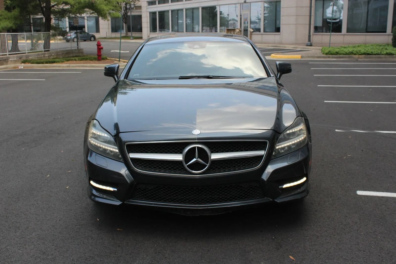 Used 2013 Mercedes-Benz CLS 550 w/ Premium I Pkg image 3