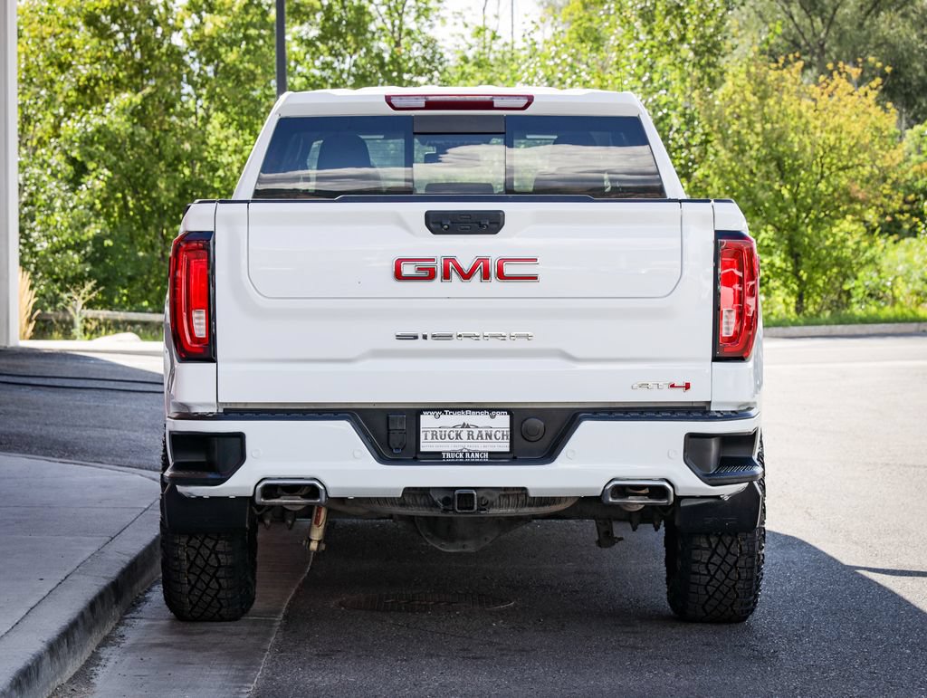Used 2023 GMC Sierra 1500 AT4 w/ AT4 Preferred Package AWD/4WD image 4