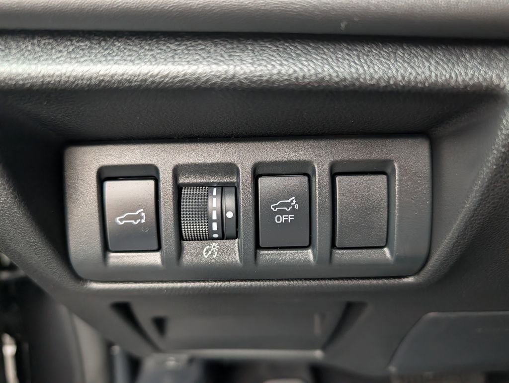 Used 2025 Subaru Outback Touring AWD/4WD image 26