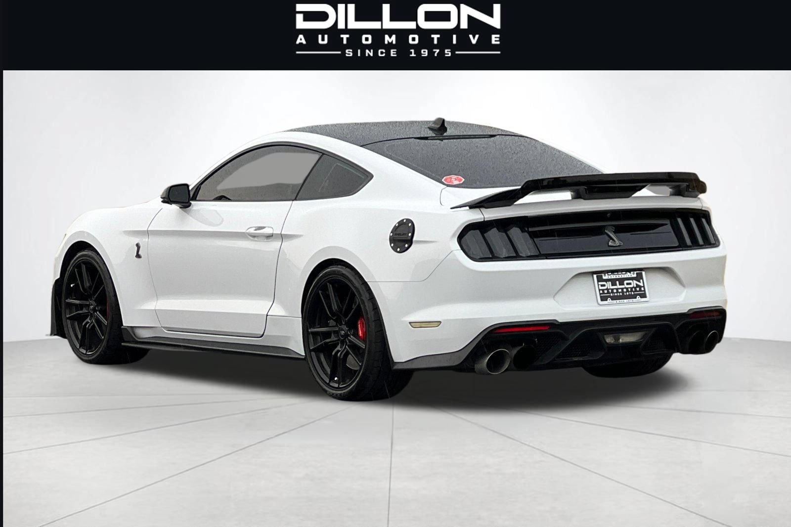 Used 2020 Ford Mustang Shelby GT500 w/ Technology Package RWD image 6