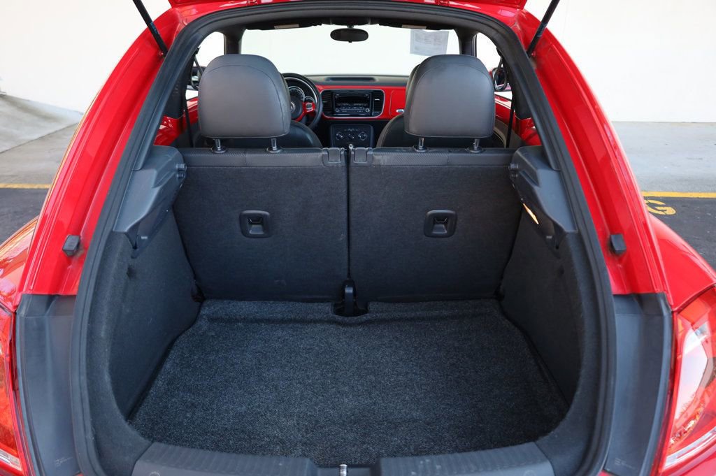 Used 2014 Volkswagen Beetle 1.8T image 11
