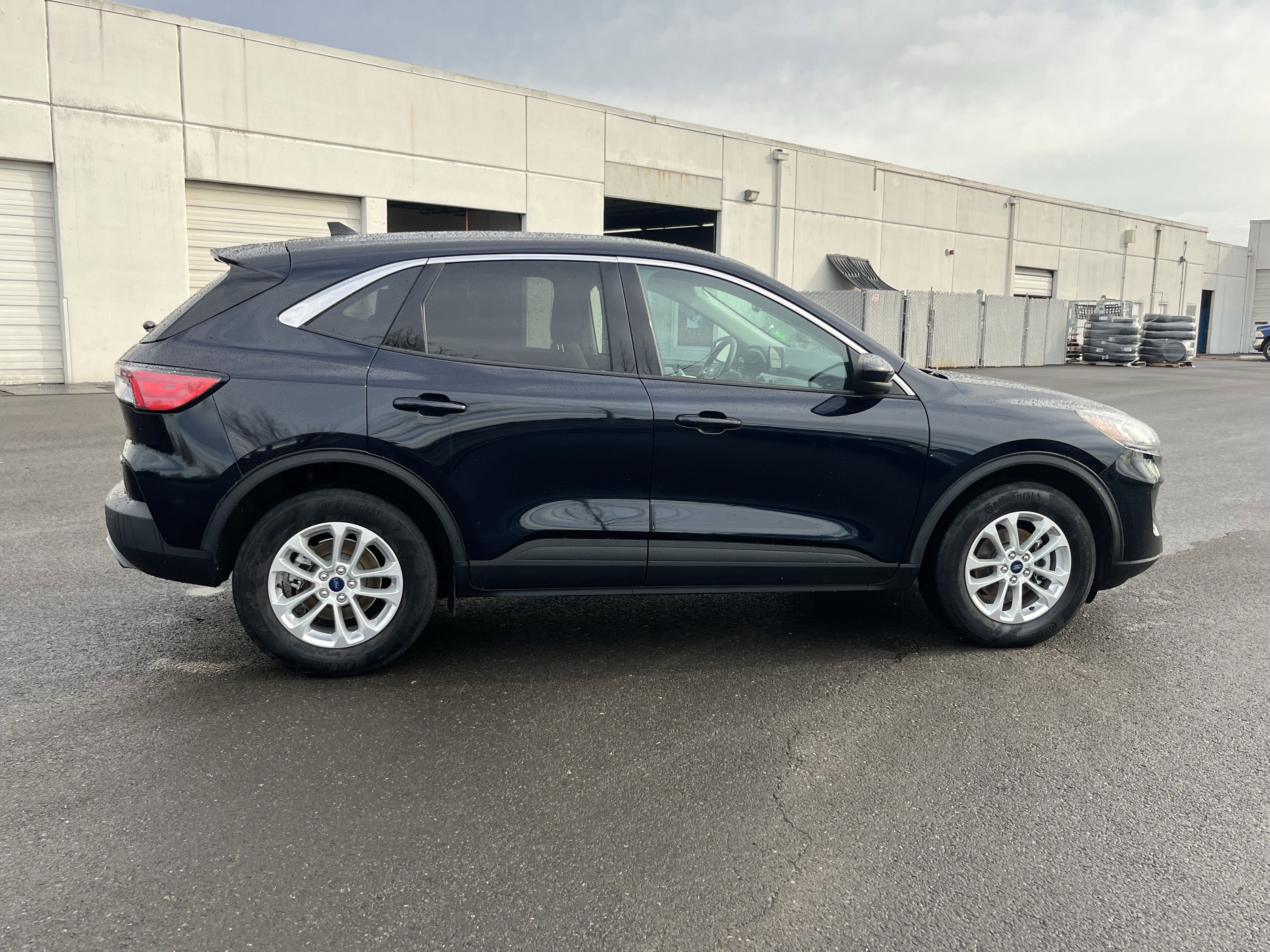 Used 2021 Ford Escape SE w/ Convenience Package image 6