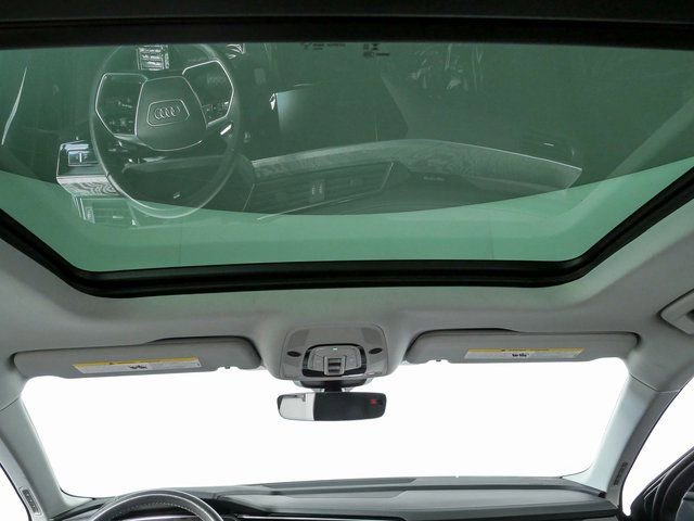 Certified 2024 Audi Q8 e-tron Prestige AWD/4WD image 20