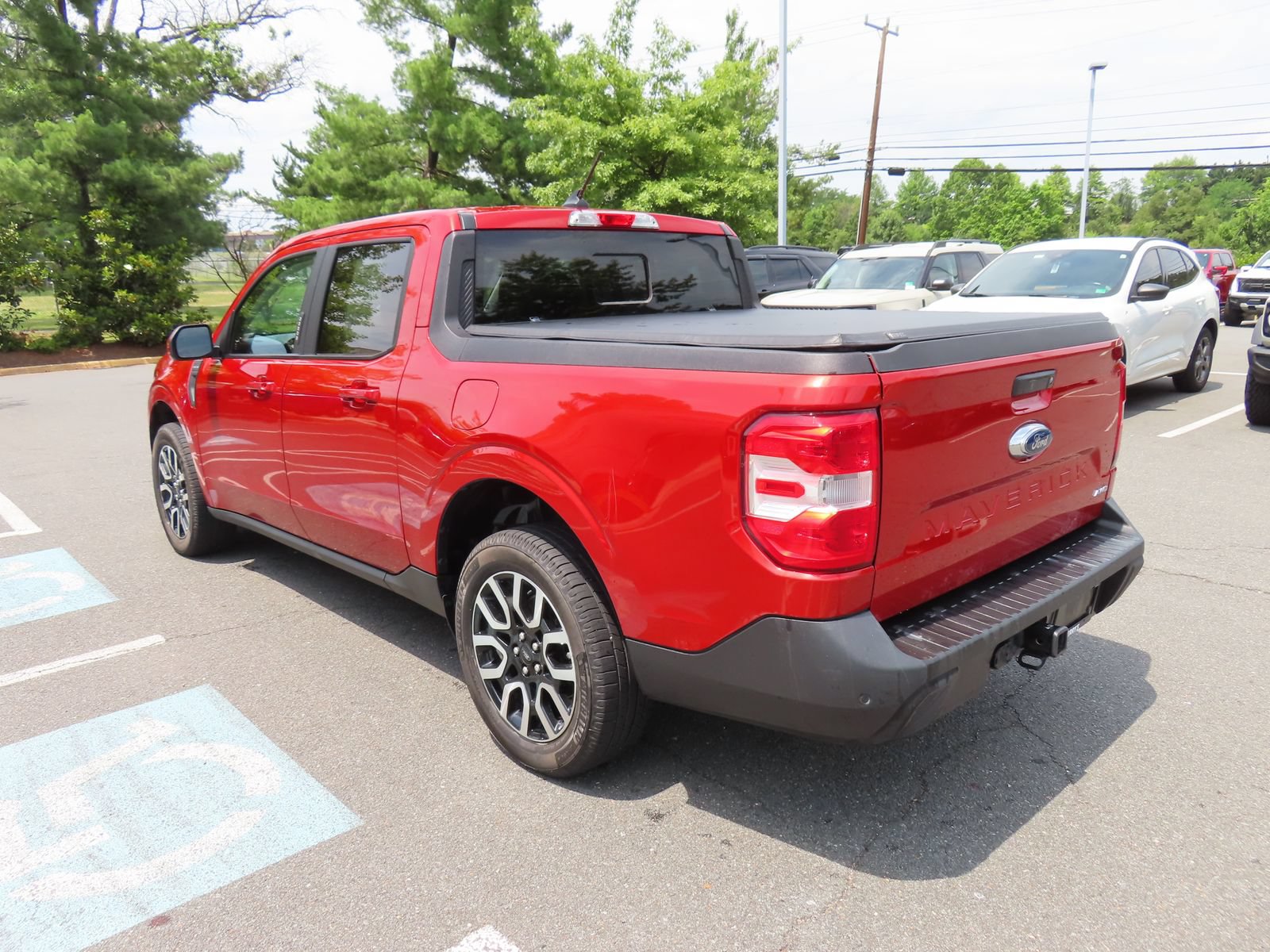 Used 2023 Ford Maverick Lariat w/ Lariat Luxury Package AWD/4WD image 7