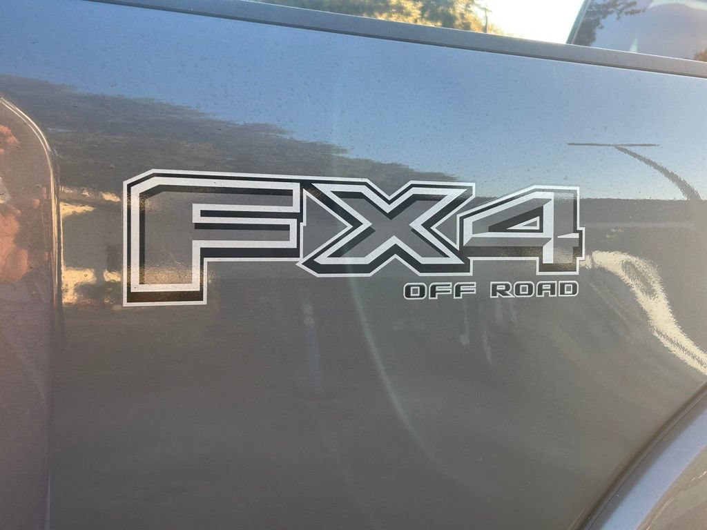 New 2026 Ford F250 Lariat w/ Black Appearance Package AWD/4WD image 23