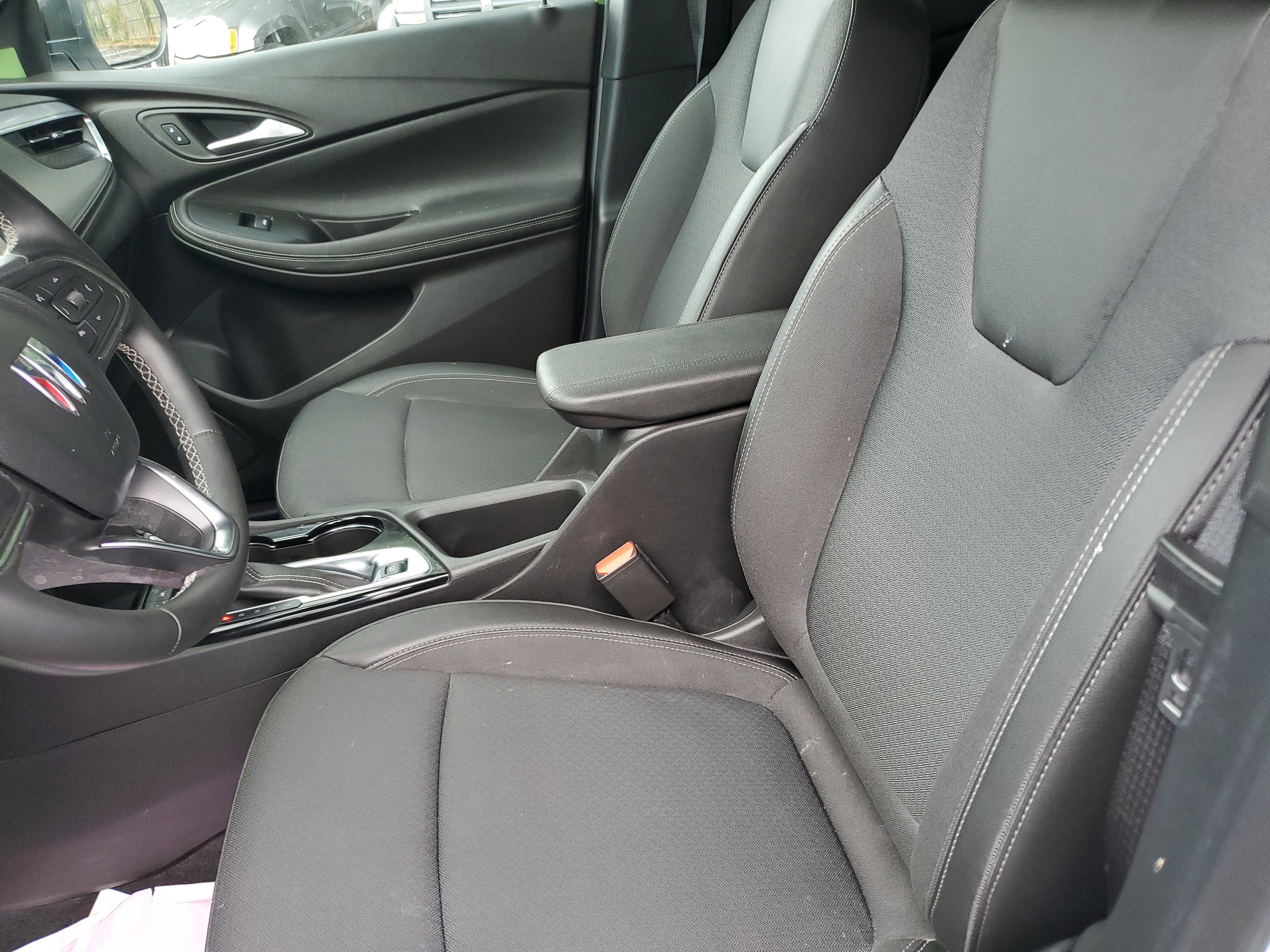 Used 2025 Buick Encore GX Preferred image 16