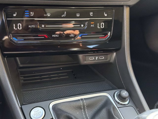 New 2026 Volkswagen Jetta SEL FWD image 23