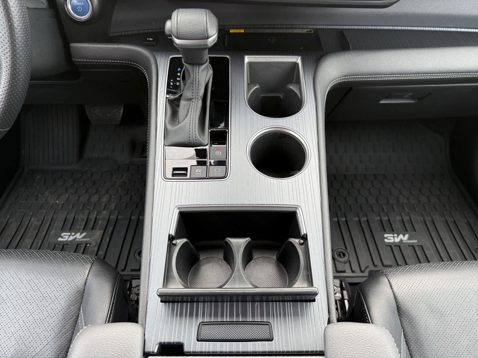 Used 2023 Toyota Sienna XSE image 15